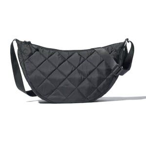 BNWT Viral Uniqlo Quilted Shoulder Bag